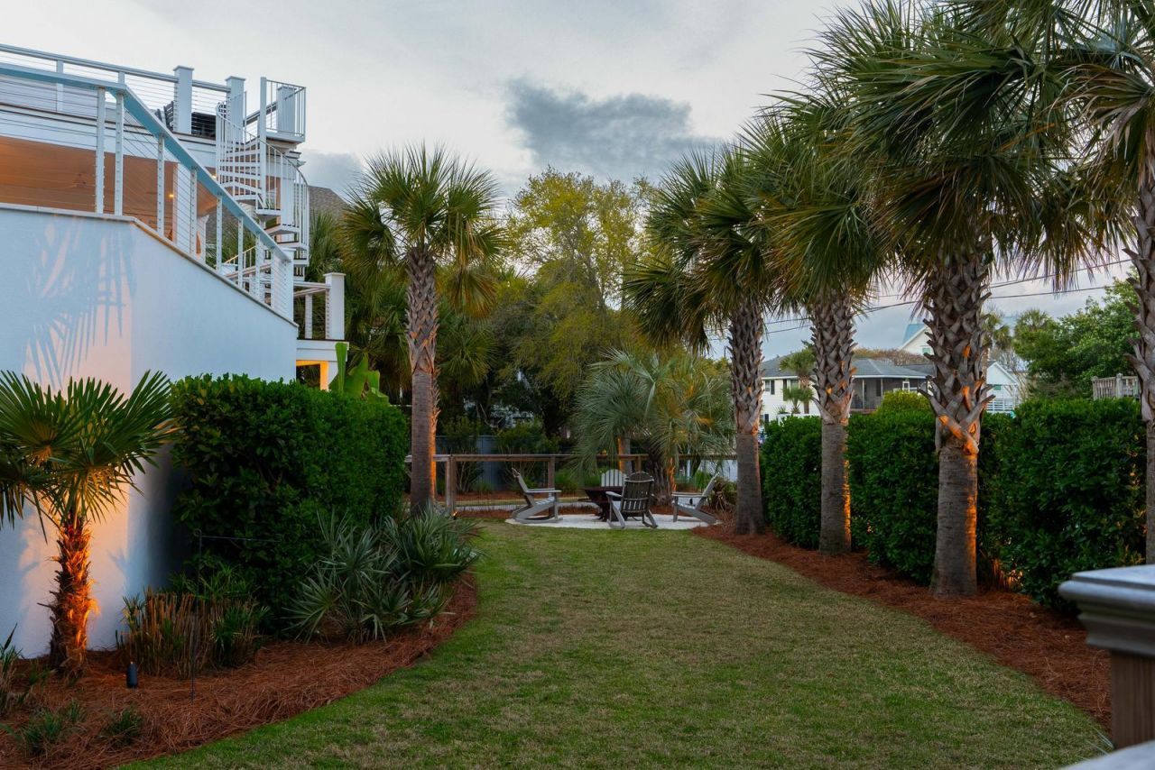 125 Charleston Boulevard Photo 95