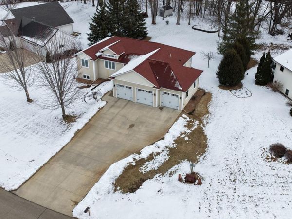 3177 Lakecrest Road NE, Alexandria, MN 56308