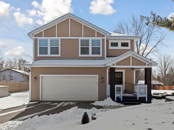 4807 34th Avenue N, Golden Valley, MN 55422