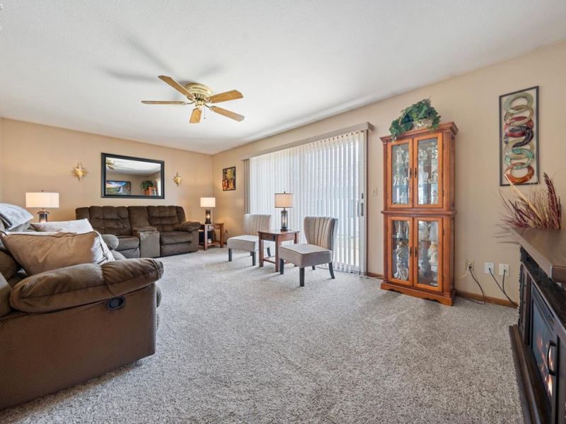 735 Grant Street, Port Clinton, OH 43452 Photo 3