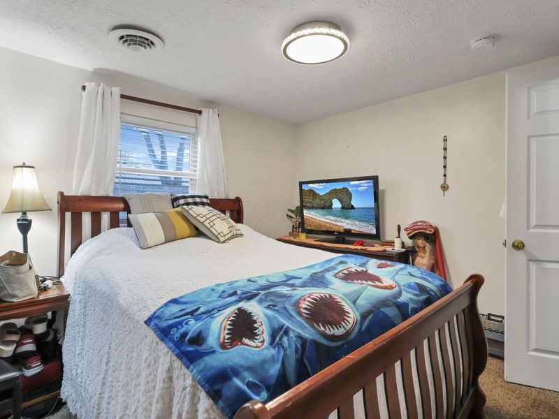 443 Lawrence Avenue , Columbus, OH 43228 Photo 21