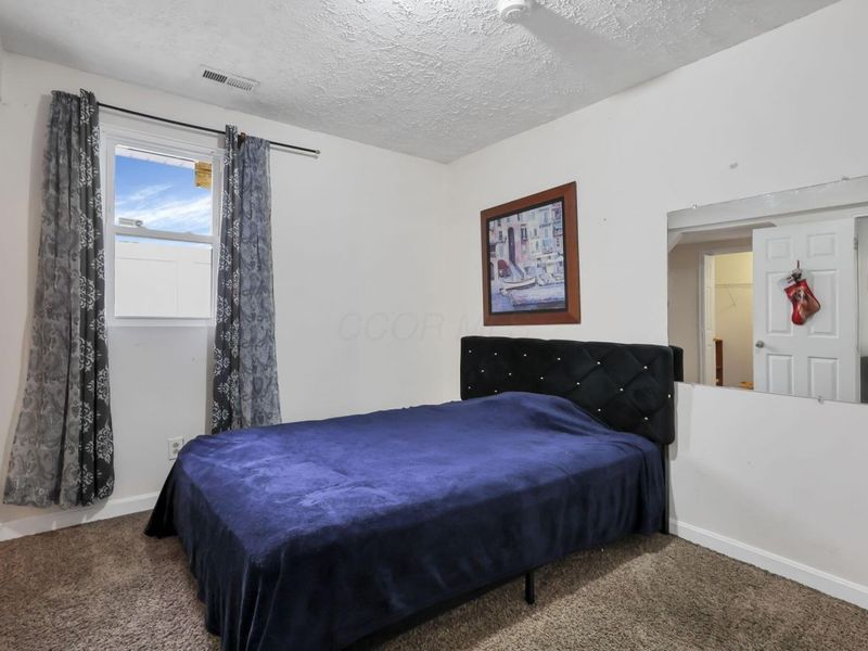 443 Lawrence Avenue , Columbus, OH 43228 Photo 24