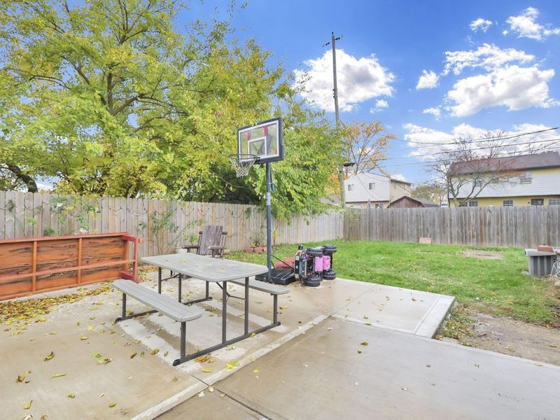 443 Lawrence Avenue , Columbus, OH 43228 Photo 26