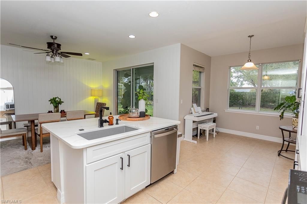 2419 Ashbury Cir, Cape Coral, FL 33991 Photo