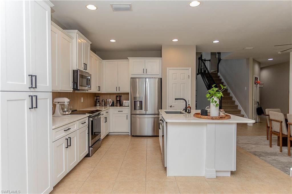 2419 Ashbury Cir, Cape Coral, FL 33991 Photo