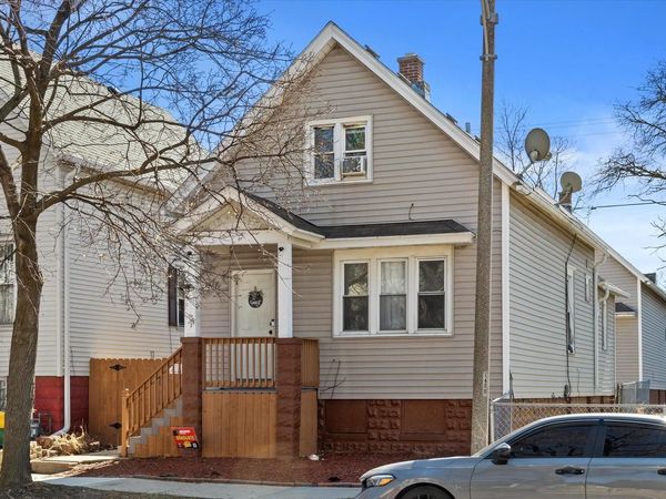 1425 W Orchard STREET, Unit 1425A, Milwaukee, WI 53204