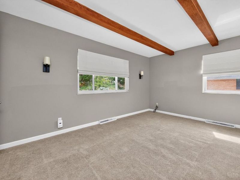 8674 Hollyhock Drive, Springfield Twp., OH 45231 Photo 18