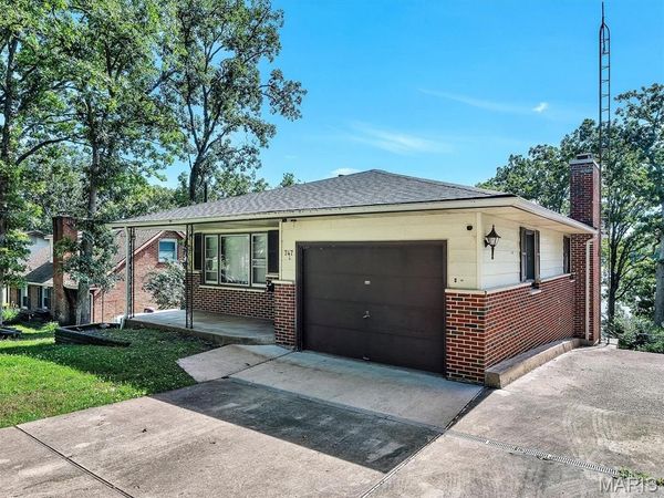 747 Squaw Road, Cuba, MO 65453