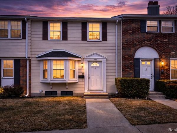 19585 Mariner Court, Northville Twp, MI 48167