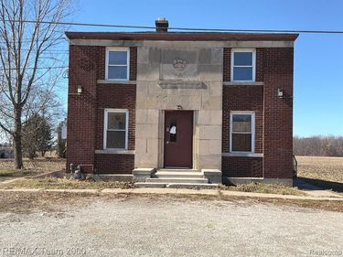 10625 Telegraph Road, Erie Twp, MI 48133