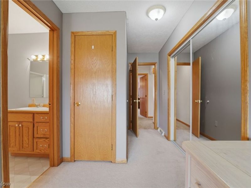 28 Lake Park Road, Conneaut, OH 44030 Photo 12