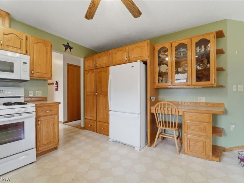 28 Lake Park Road, Conneaut, OH 44030 Photo 26