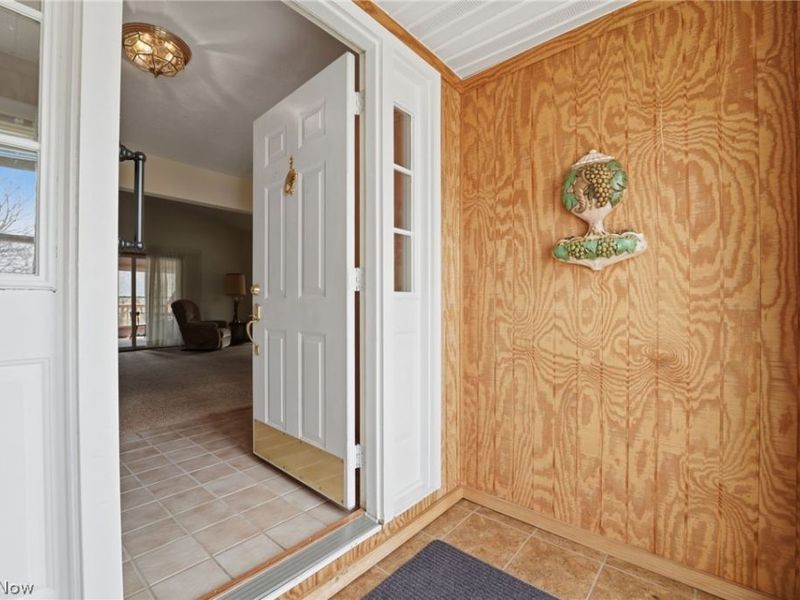 28 Lake Park Road, Conneaut, OH 44030 Photo 6