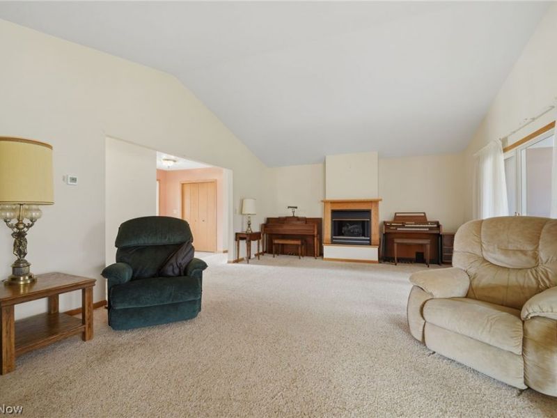 28 Lake Park Road, Conneaut, OH 44030 Photo 8