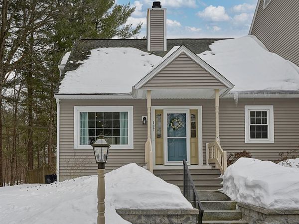 137 Winterwood Drive, Londonderry, NH 03053