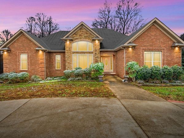 208 Markie Drive, Clarksville, TN 37043