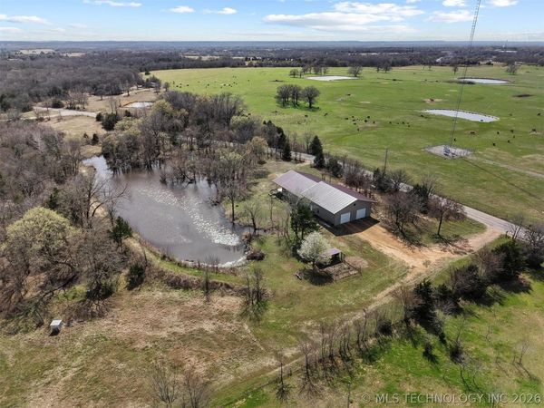 8500 S Rock Creek Street , Tishomingo, OK 73460