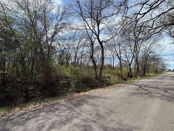 E 10th Street , Atoka, OK 74525