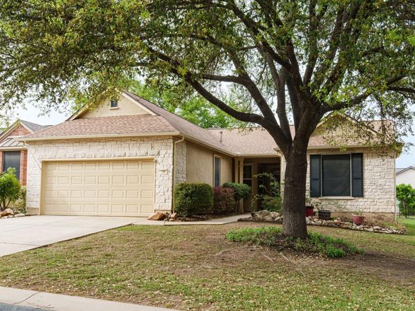 124 Dewberry DR, Georgetown, TX 78633