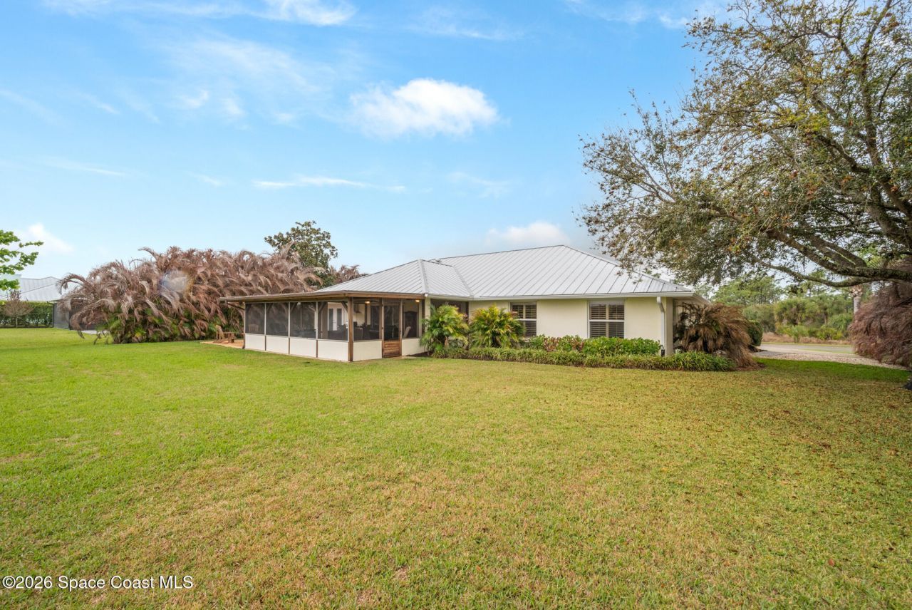 1516 Eagles Circle , Sebastian, FL 32958 Photo