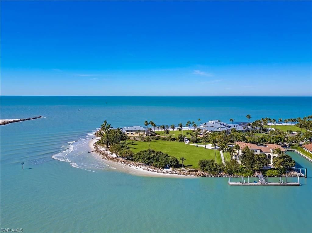 100 Bay Rd , Naples, FL 34102 Photo