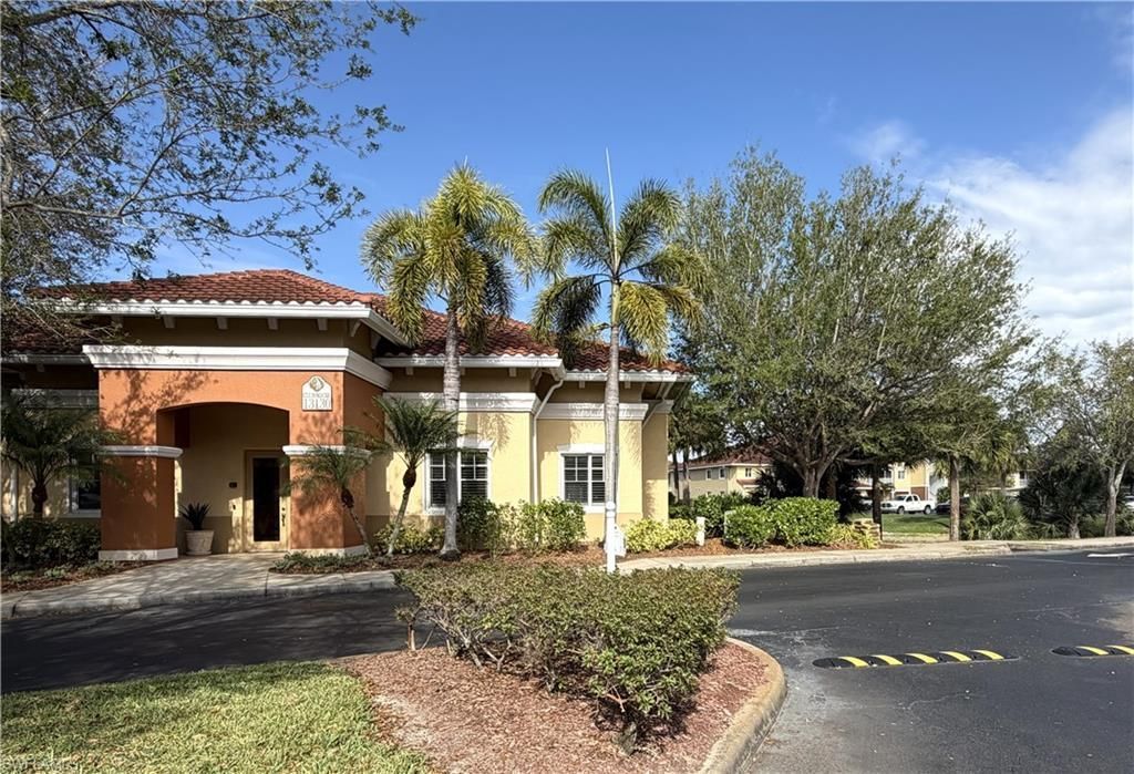 13110 Bella Casa Cir, Unit 214, Fort Myers, FL 33966 Photo