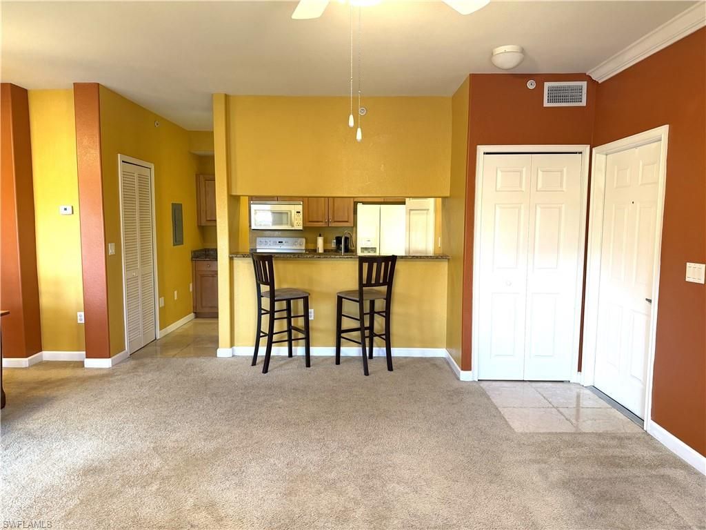 13110 Bella Casa Cir, Unit 214, Fort Myers, FL 33966 Photo