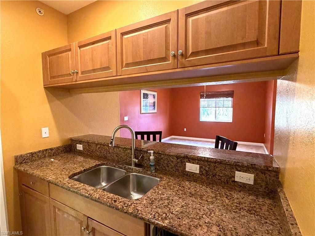 13110 Bella Casa Cir, Unit 214, Fort Myers, FL 33966 Photo