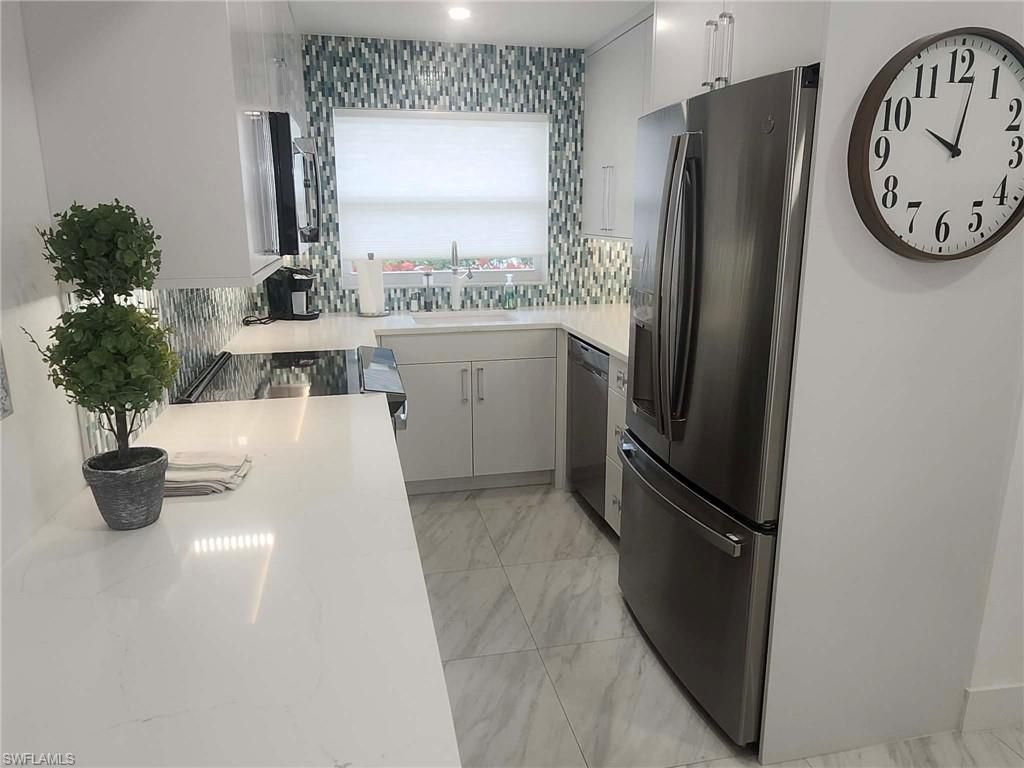 3000 Gulf Shore Blvd N, Unit 113, Naples, FL 34103 Photo