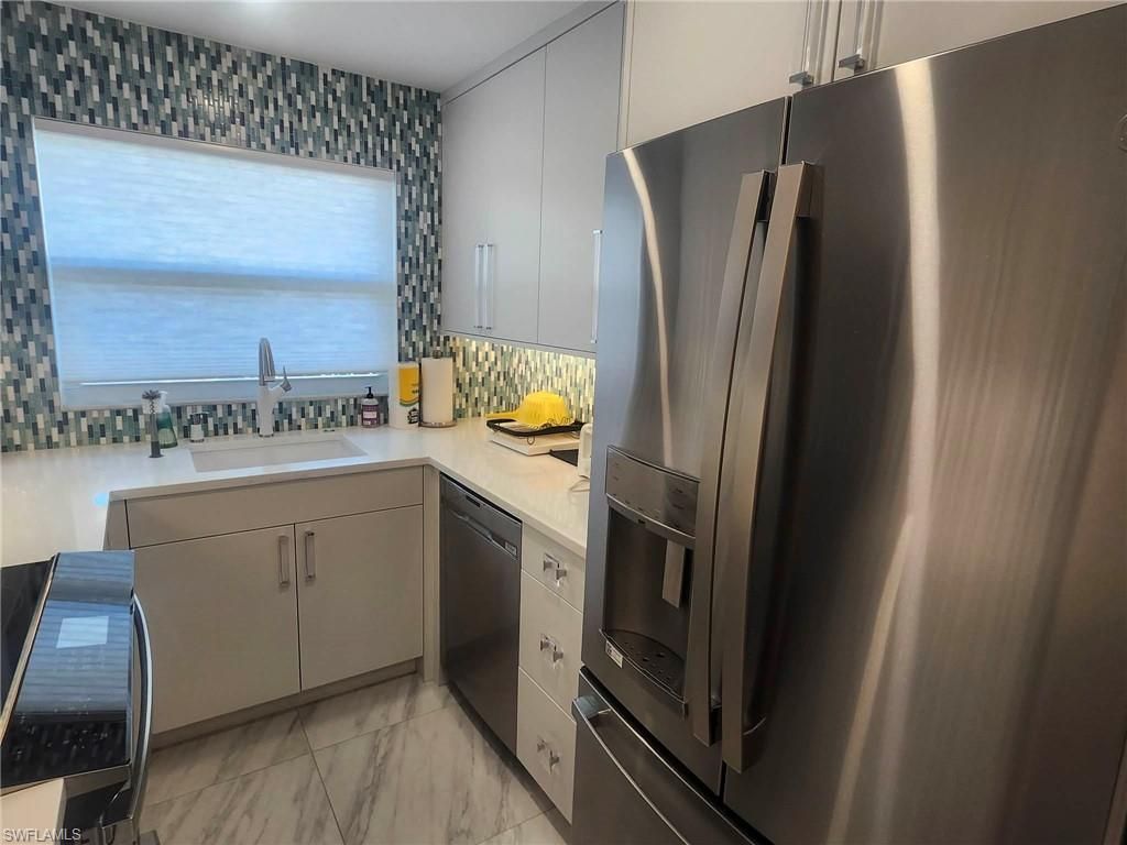 3000 Gulf Shore Blvd N, Unit 113, Naples, FL 34103 Photo