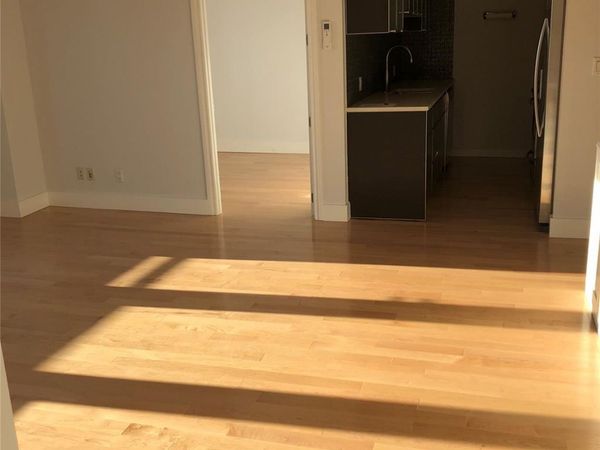 1046 Jackson Avenue , Unit 8C, Long Island City, NY 11101