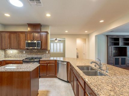 9567 Oakham Way, Elk Grove, CA 95757 Photo