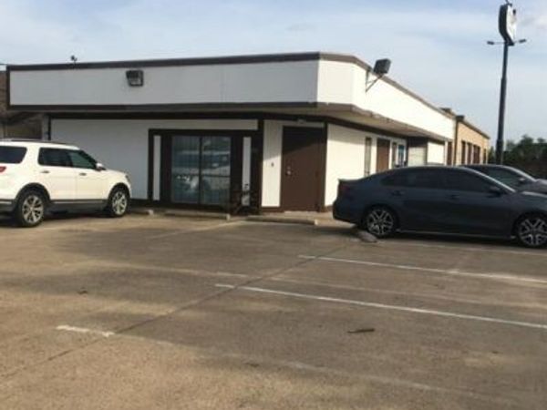 114 W Fairmeadows Drive , Duncanville, TX 75116