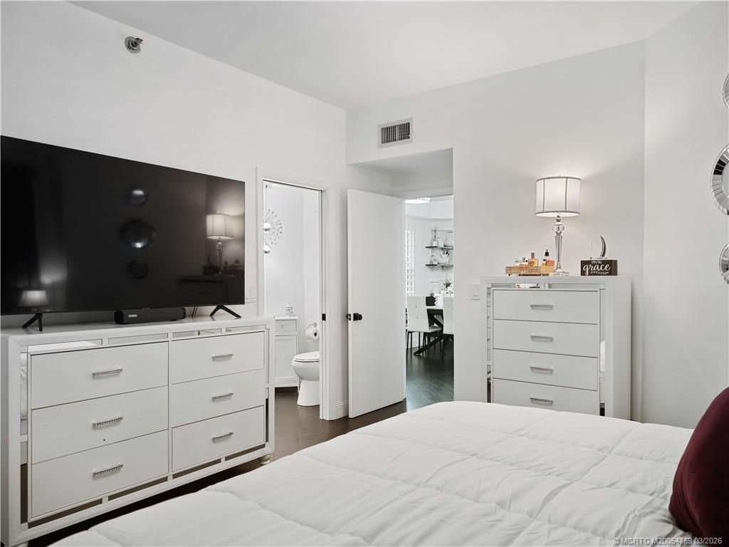 221 NE Plantation Road, Unit 415, Stuart, FL 34996 Photo