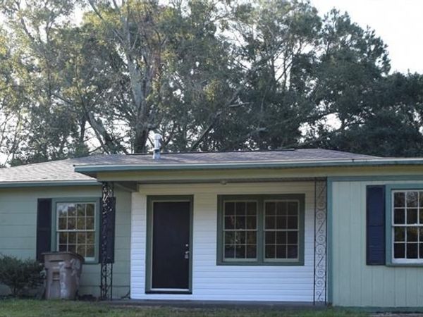 2707 S Faure Drive, Mobile, AL 36605
