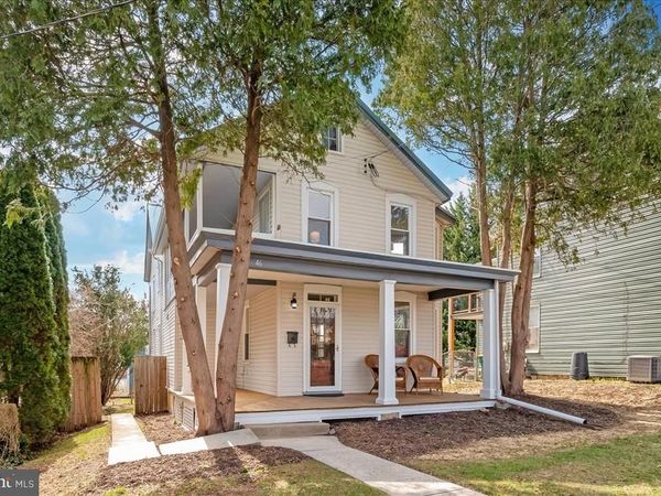 46 E E FIFTH STREET, WAYNESBORO, PA 17268