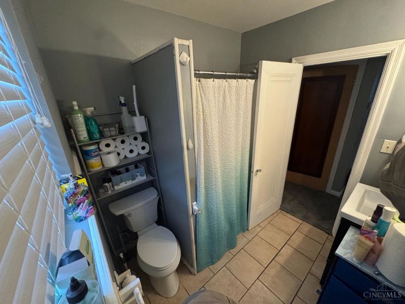 1740 Garden Lane, Cincinnati, OH 45237 Photo 6