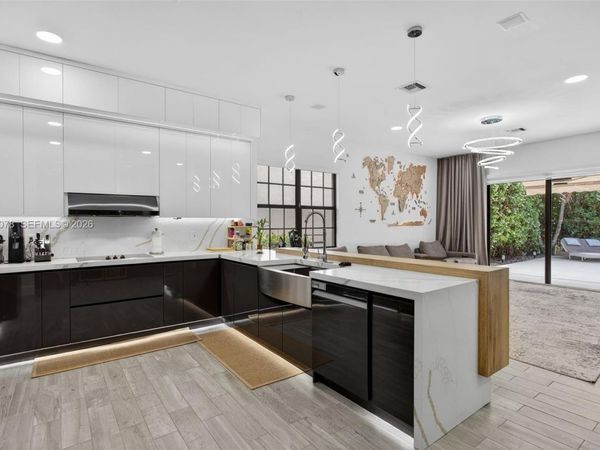 11174 NW 72nd Pl , Parkland, FL 33076