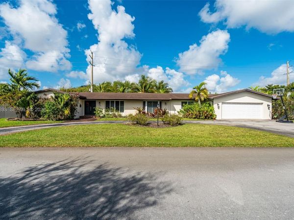 8700 SW 83rd Ct , Miami, FL 33143