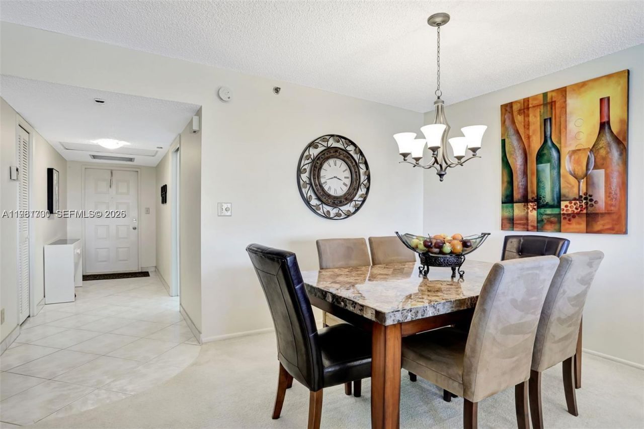 3510 Oaks Way , Unit 806, Pompano Beach, FL 33069 Photo