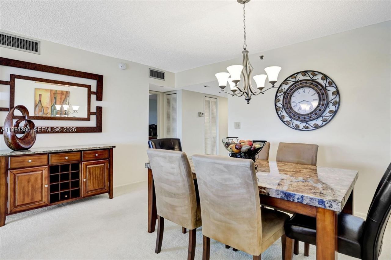 3510 Oaks Way , Unit 806, Pompano Beach, FL 33069 Photo