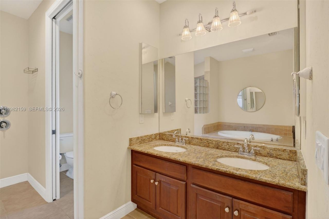 1414 NE 2nd Ter, Cape Coral, FL 33909 Photo