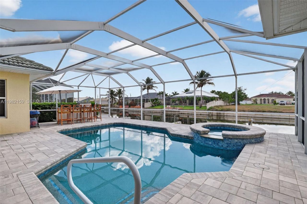 1414 NE 2nd Ter, Cape Coral, FL 33909 Photo