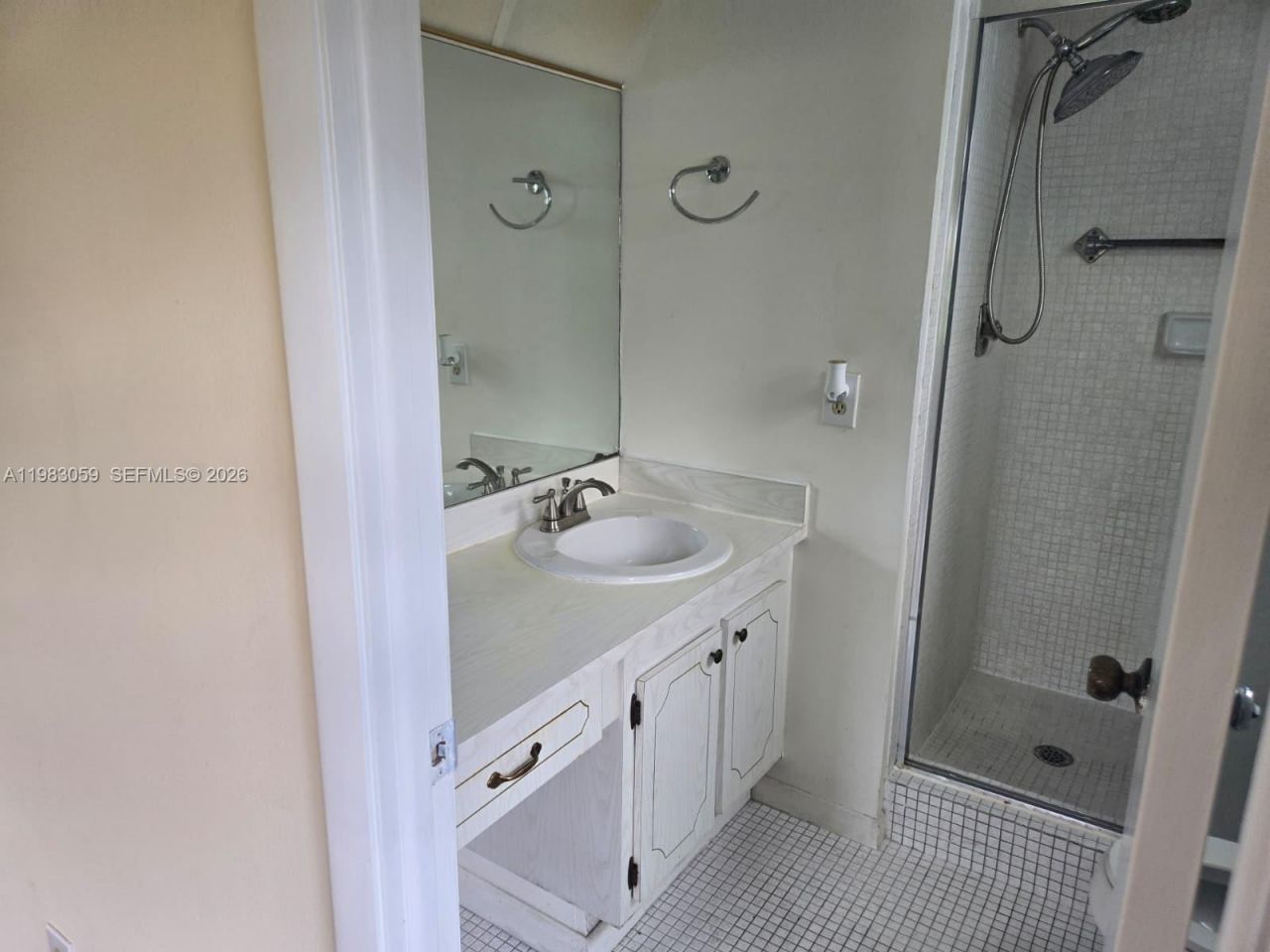 9261 Sunrise Lakes Blvd , Unit 201, Sunrise, FL 33322 Photo