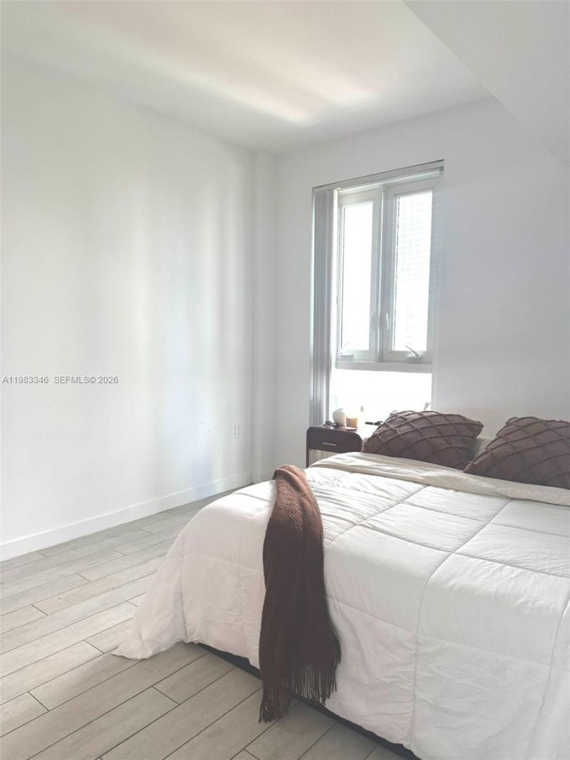 321 NE 26th St , Unit 701, Miami, FL 33137 Photo