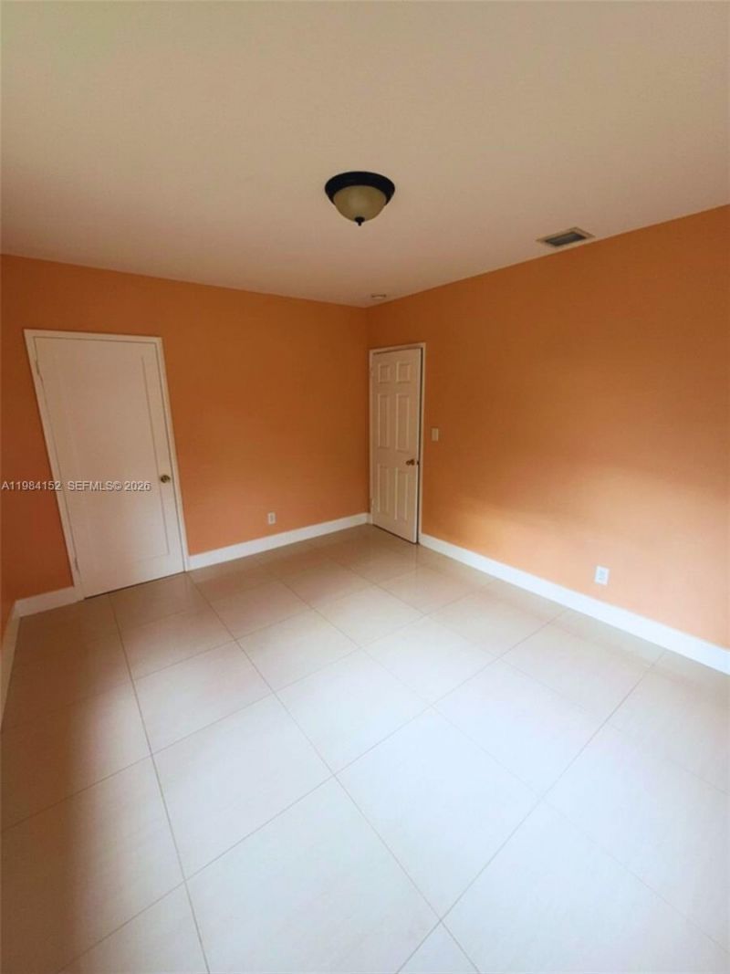 14215 NE 9th Ave, Unit 14215, North Miami, FL 33161 Photo