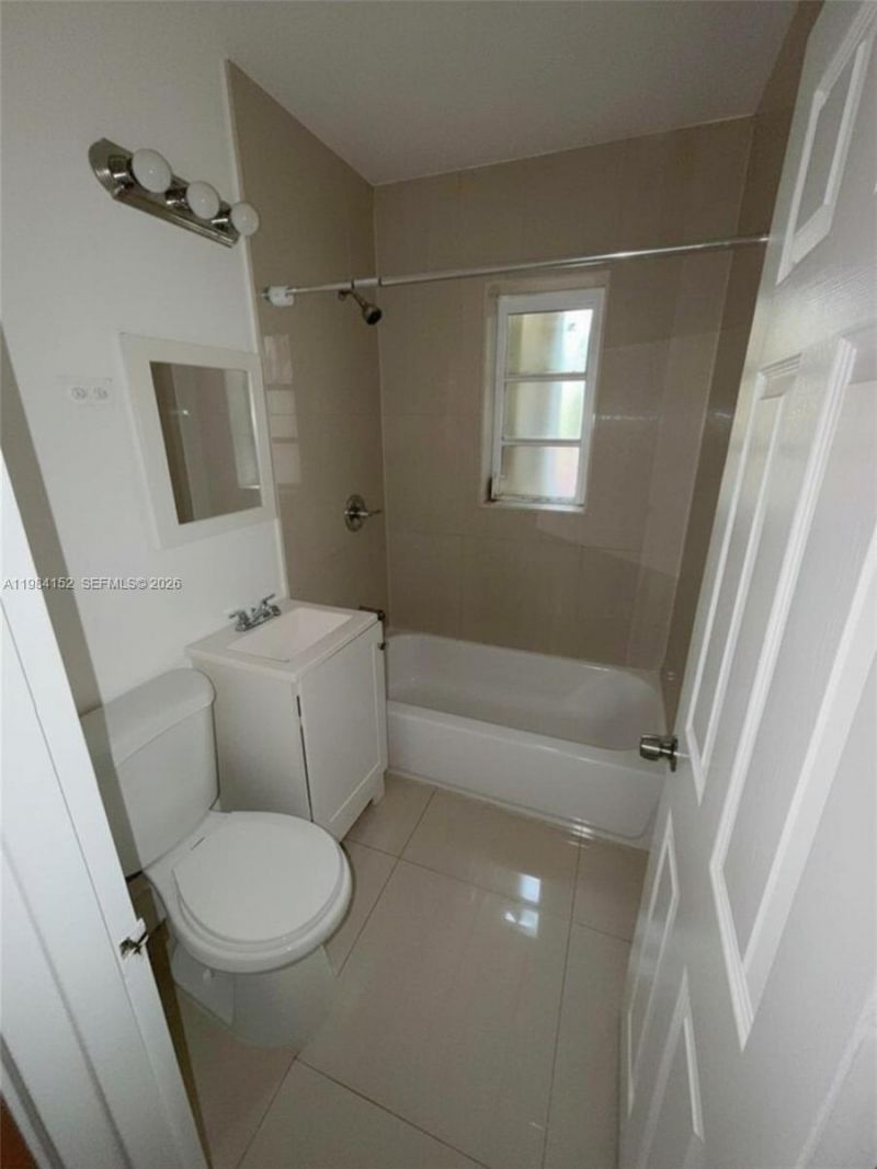 14215 NE 9th Ave, Unit 14215, North Miami, FL 33161 Photo