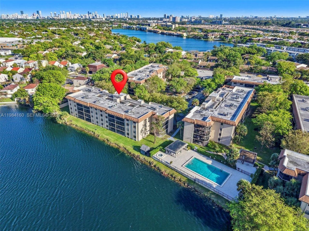 605 Ives Dairy Rd, Unit 305-7, Miami, FL 33179 Photo