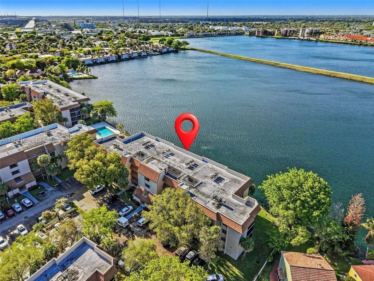 605 Ives Dairy Rd, Unit 305-7, Miami, FL 33179 Photo