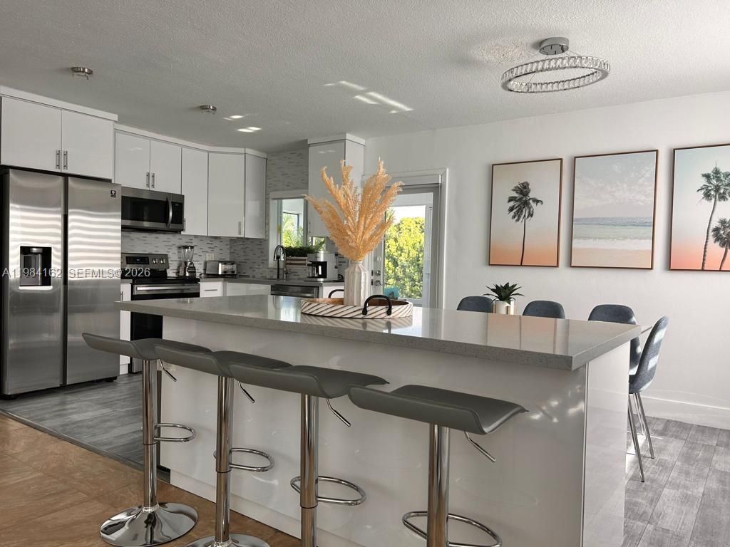 6900 SW 3rd St , Pembroke Pines, FL 33023 Photo